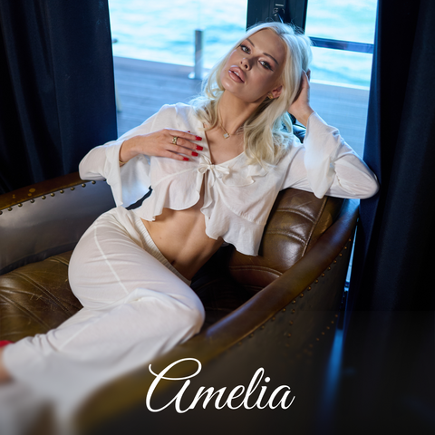 Banner Amelia